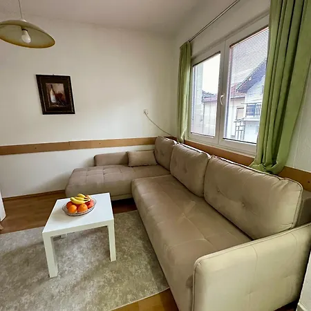 Central Comfort Apartment 5 Minute Walk To Beach, Free Parking, 2 Br Struga Exterior photo